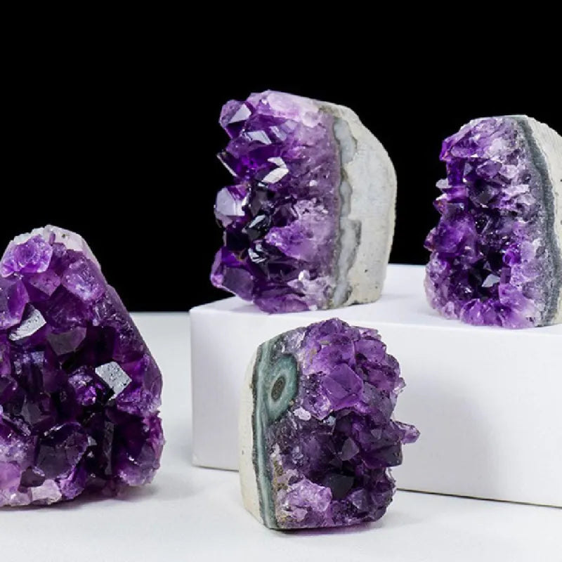 Crystal Stone for Home Decoration – Natural Healing Gemstone Display for Home & Office