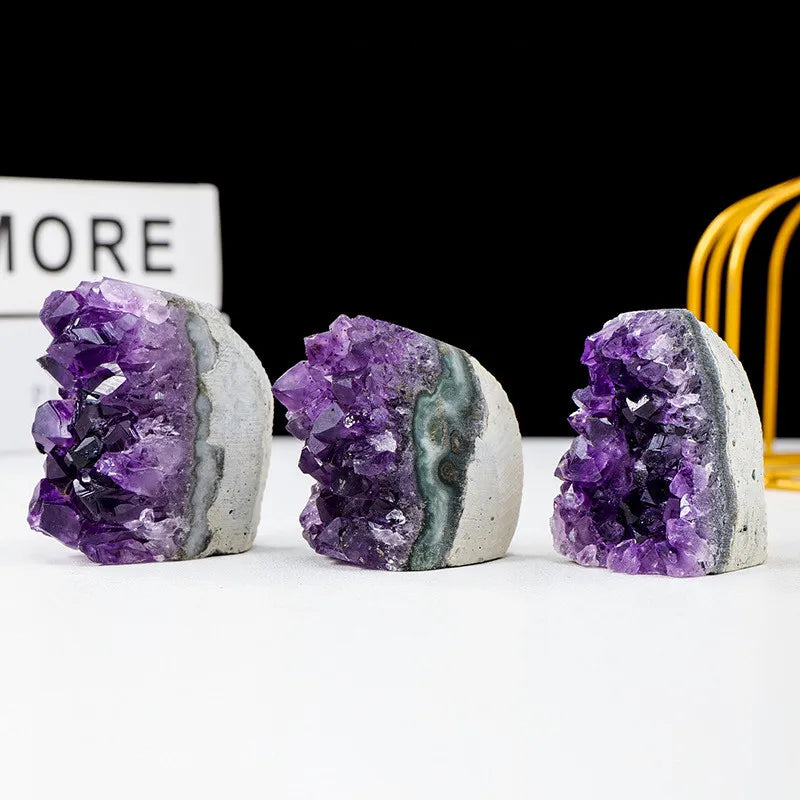 Crystal Stone for Home Decoration – Natural Healing Gemstone Display for Home & Office